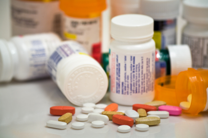 FDA orders lowering pain reliever in Vicodin